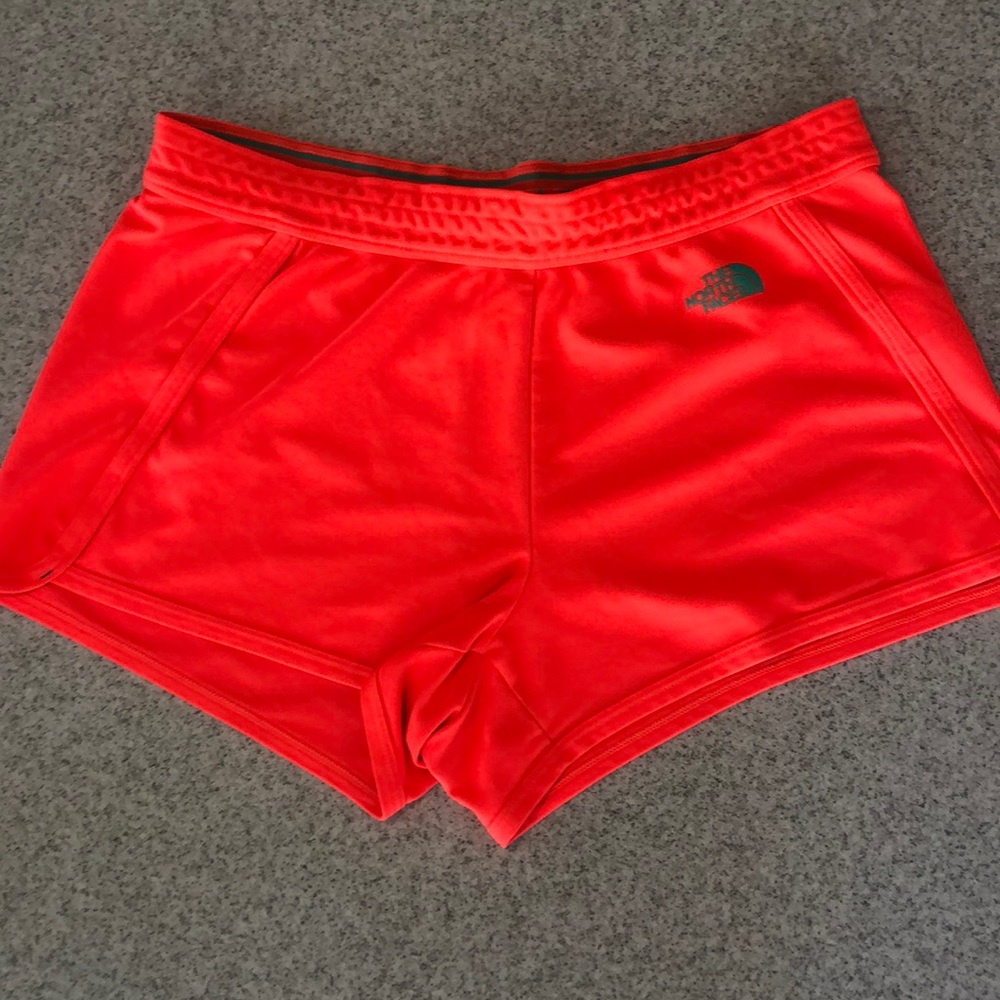 The North Face Active Shorts Sz M ✨